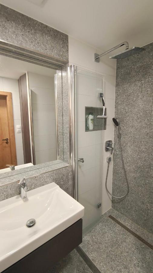 Stellaria Apartment Poprad Esterno foto